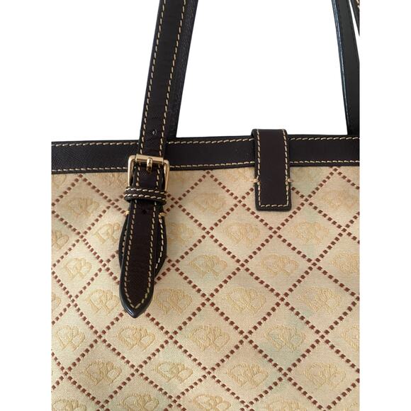 Dooney & Bourke Classic Signature East West Tote Bag - Picture 12 of 12